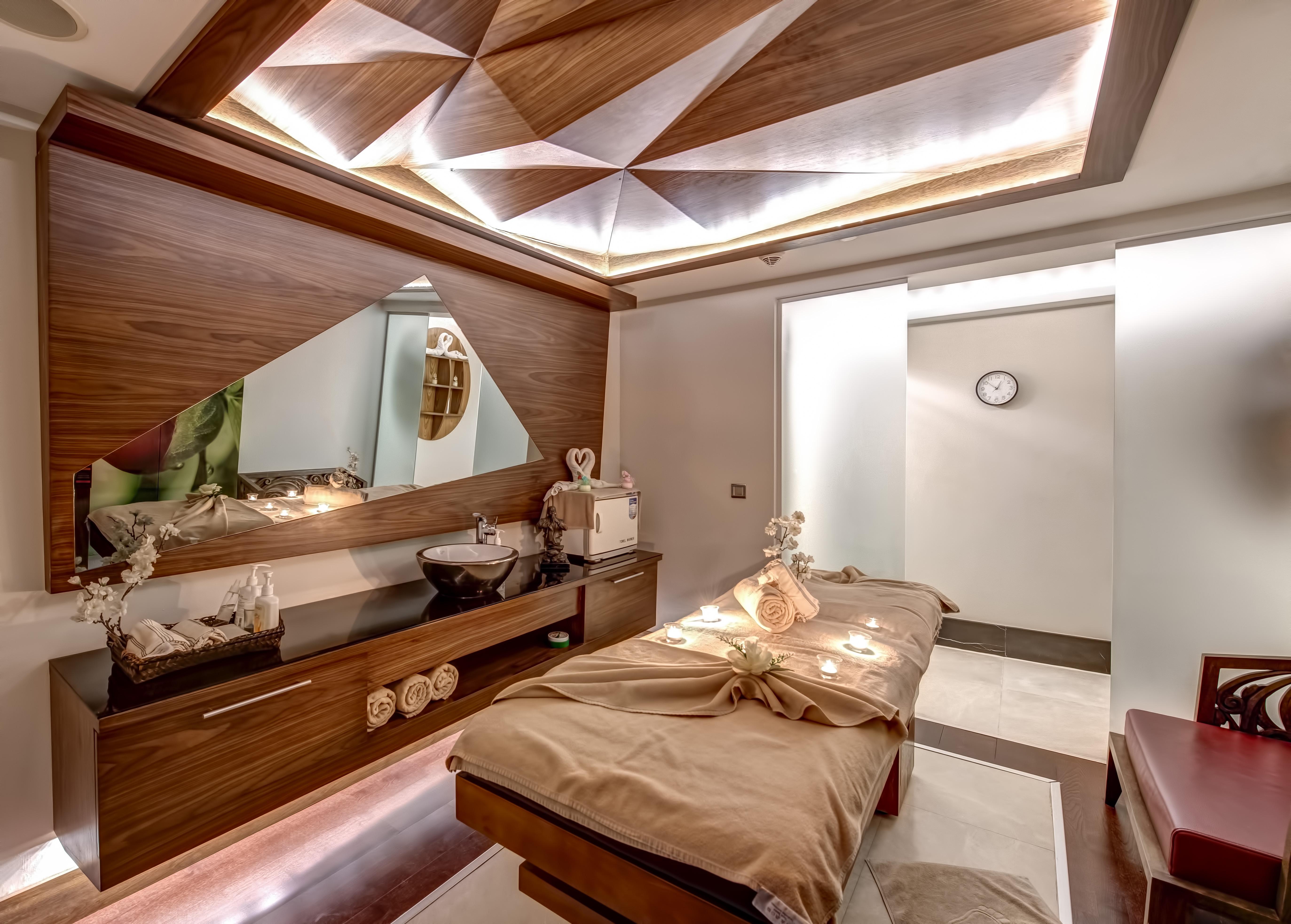 Hotel The Elysium Taksim Provincia di Provincia di Istanbul Esterno foto A treatment room at the spa